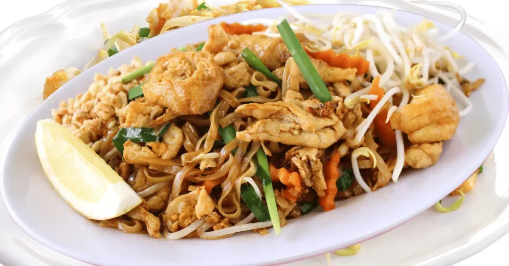 Authentic Global Street Food in the USA -Pad Thai